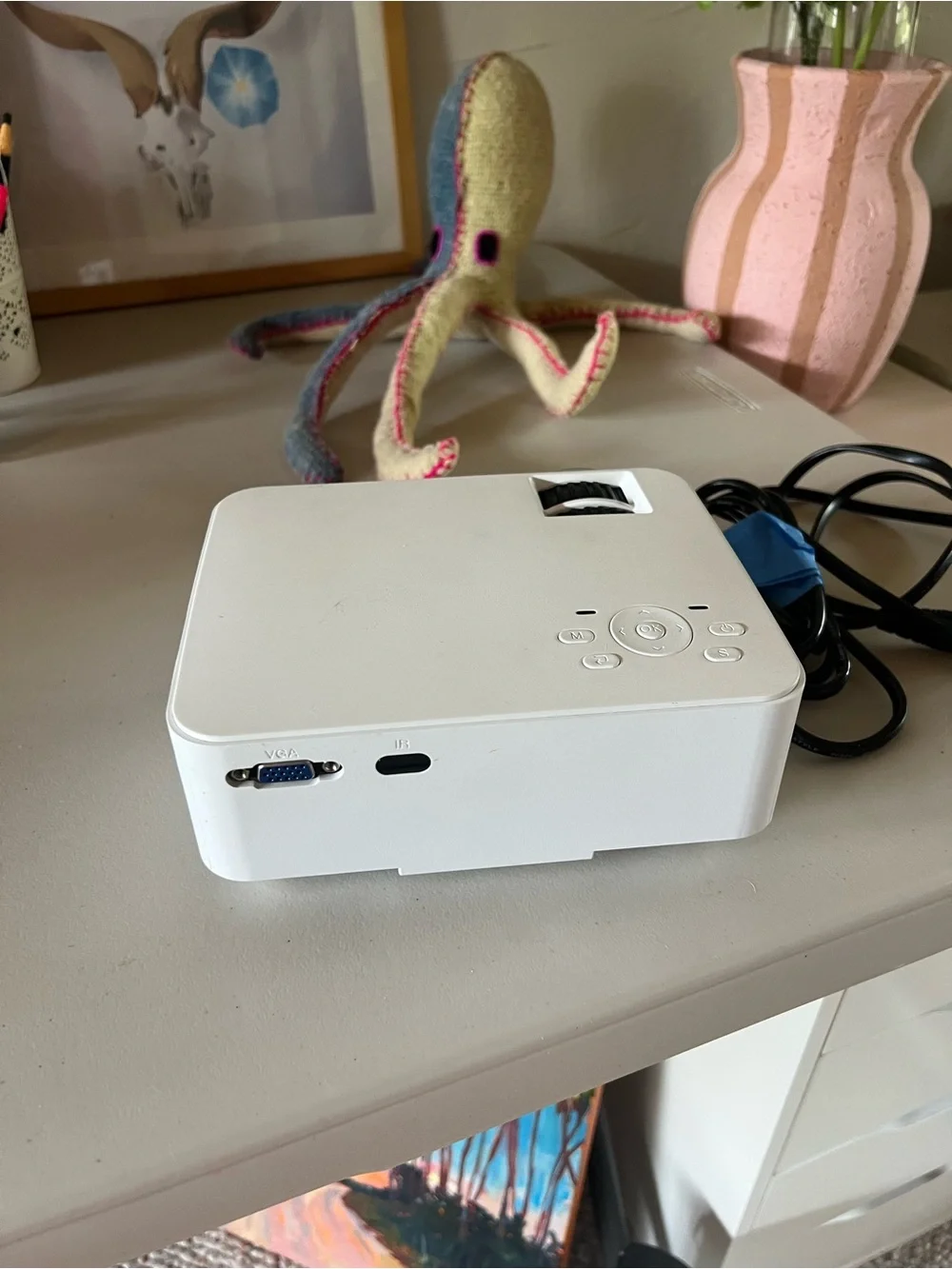 HOMP0W White Portable Mini Projector - Compact LED Home Theater